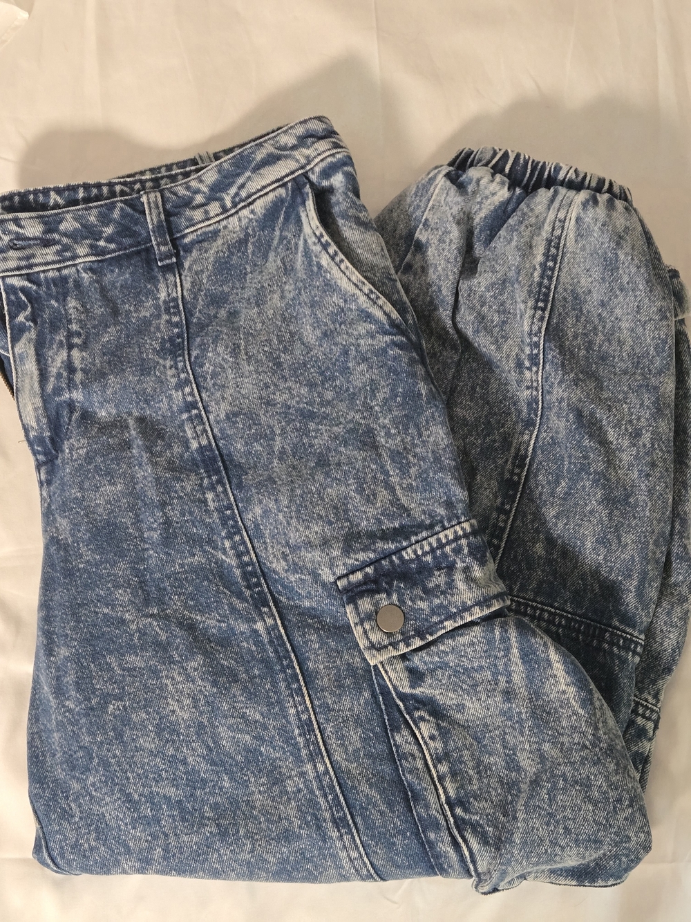 FUTURE COLLECTIVE Kahlana Barfield Brown acid wash jeans